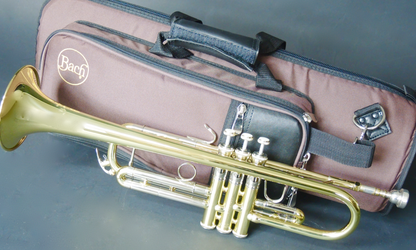 Bb-Trompete Bach TR450 - Brasserie Hamburg Blasinstrumente UG